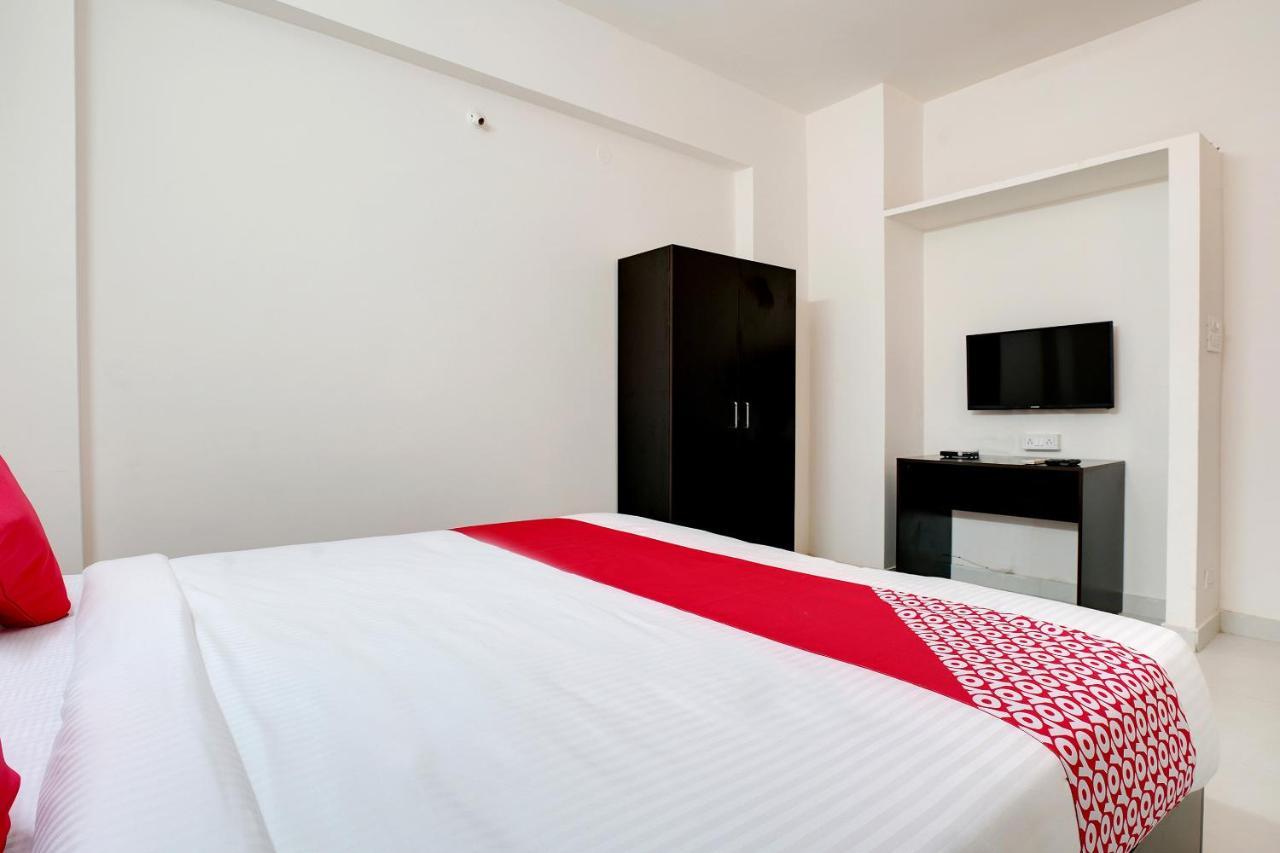 Oyo 41102 Hyderabad Elite Hotel Haidar Sahibguda Ngoại thất bức ảnh